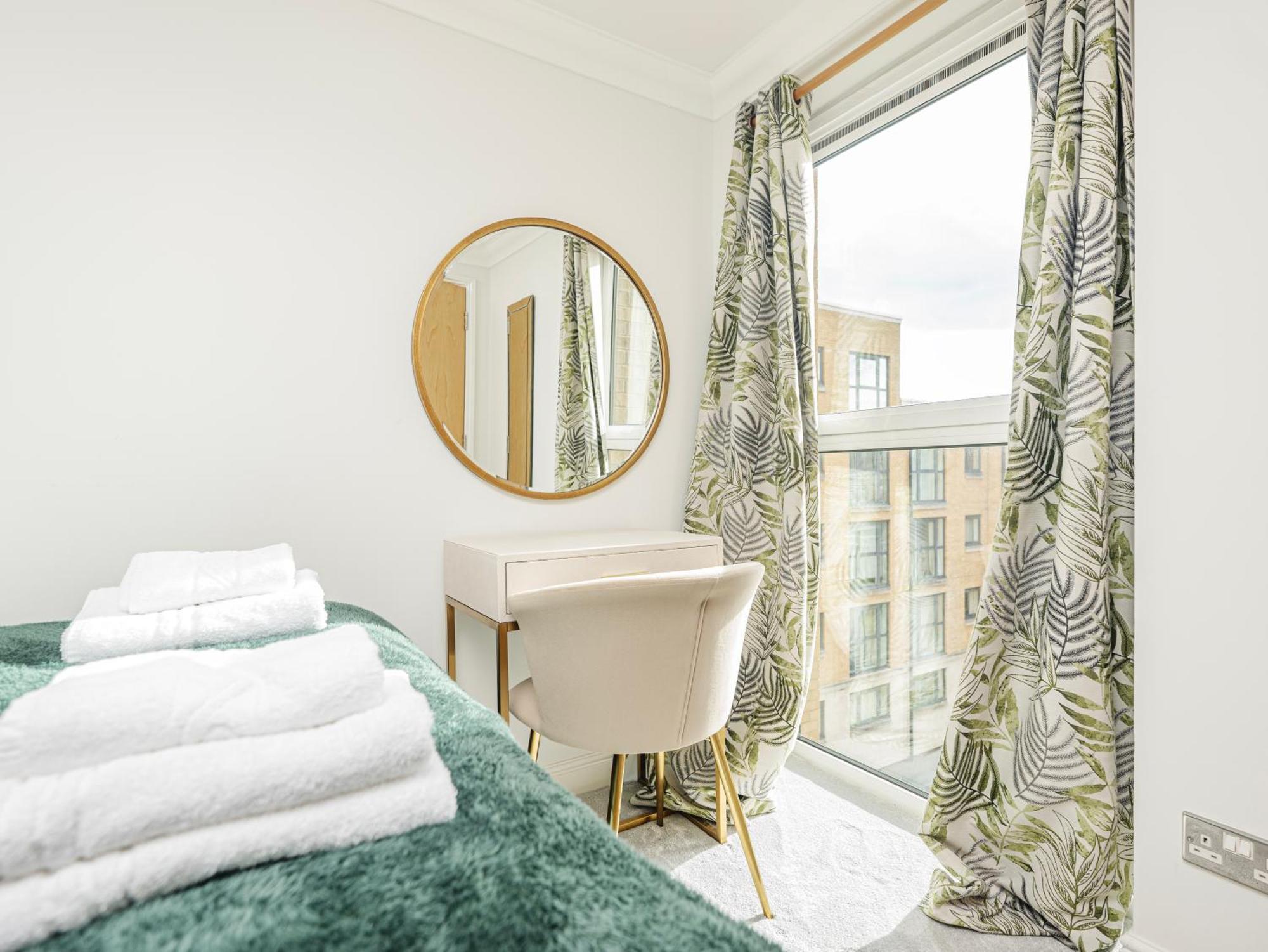 The View Greenwich - Luxury River Thames Apartment Londra Dış mekan fotoğraf