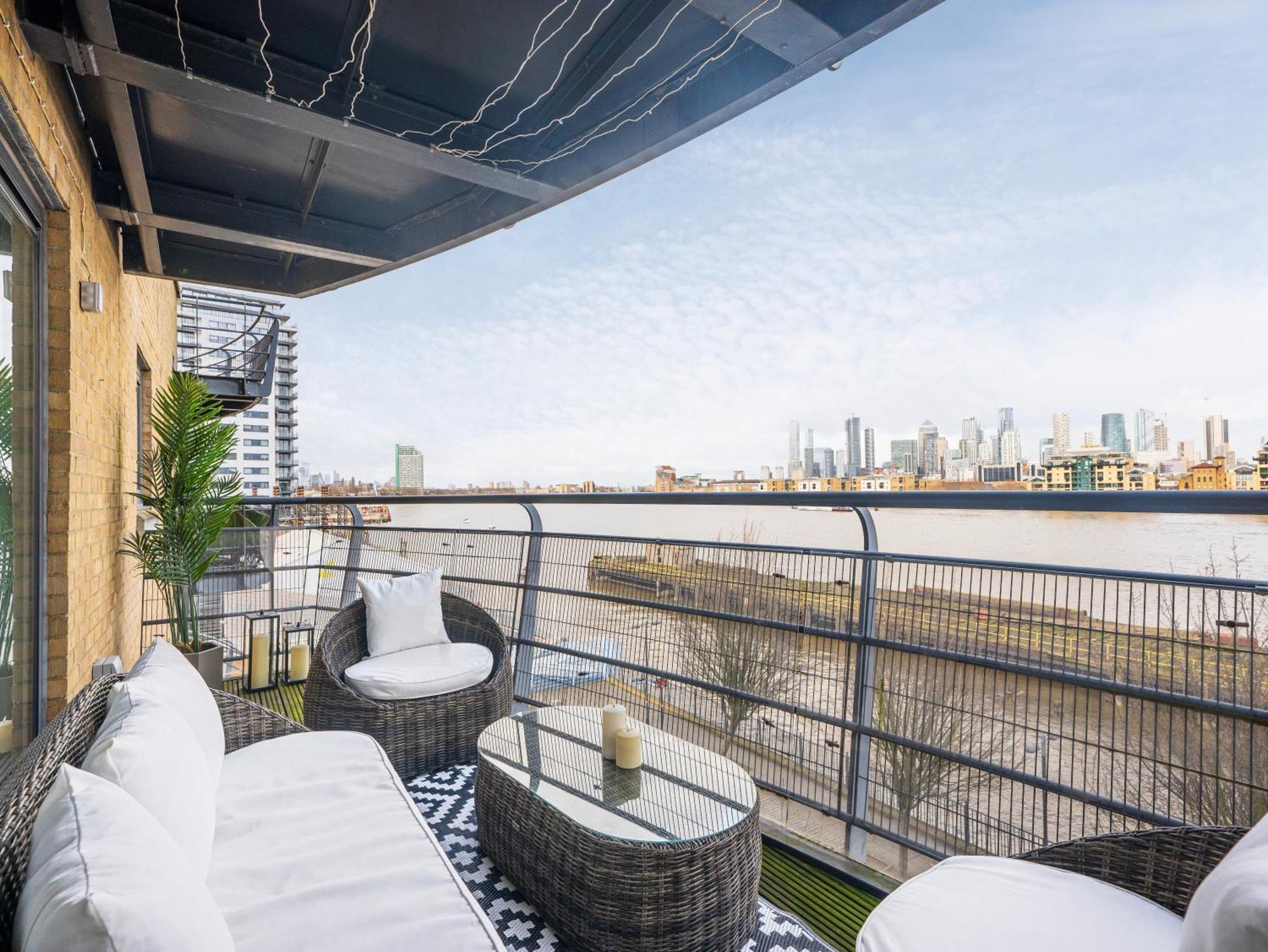 The View Greenwich - Luxury River Thames Apartment Londra Dış mekan fotoğraf